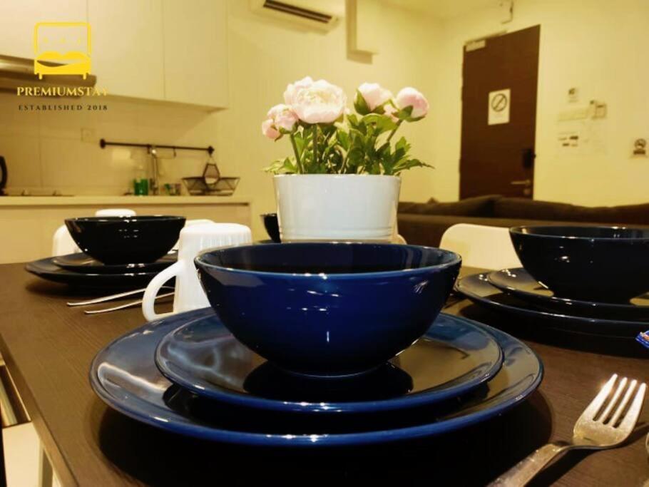 H2O Retreat Studio Home 5Min To Lrt By Premium Stay Петалинг Джая Екстериор снимка