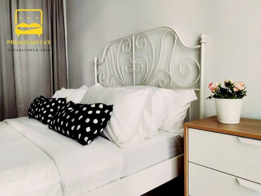 H2O Retreat Studio Home 5Min To Lrt By Premium Stay Петалинг Джая Екстериор снимка